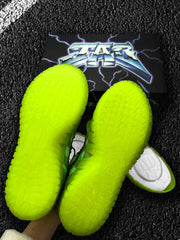 Nike HV9924-700 Halloween Green Sneakers