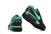 Nike Air Max Sneaker in Black and Mint Green