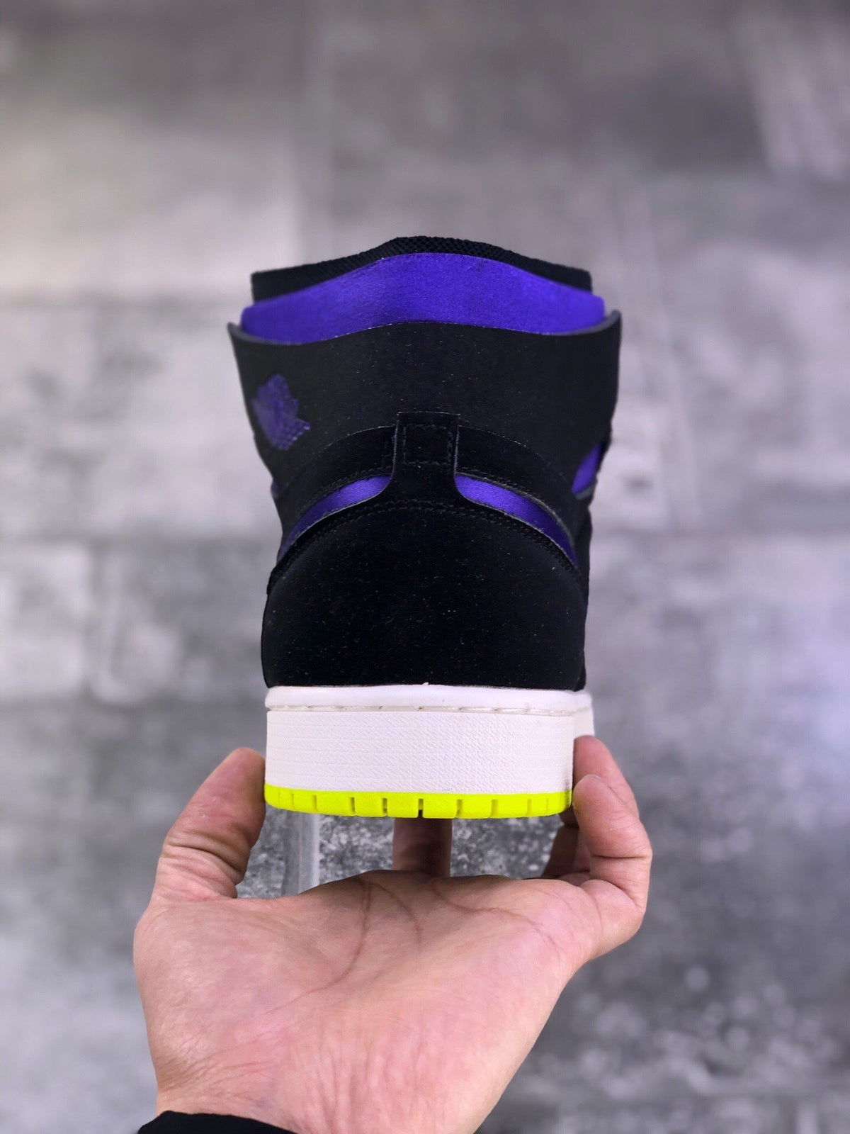 Air Jordan 1 Zoom Air CMFT Lemon Venom Plum Purple Sneakers