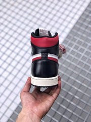 Jordan Air Jordan 1 Retro High OG Gym Red Sneakers
