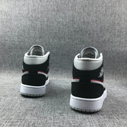 Jordan Air Jordan 1 Mid Black Silver Red 554724-060