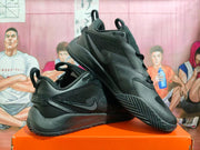 Nike Zoom Basketball Shoes in Black
