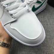 Jordan Air Jordan 1 Mid SE Mystic Green Sneakers CD6759-103
