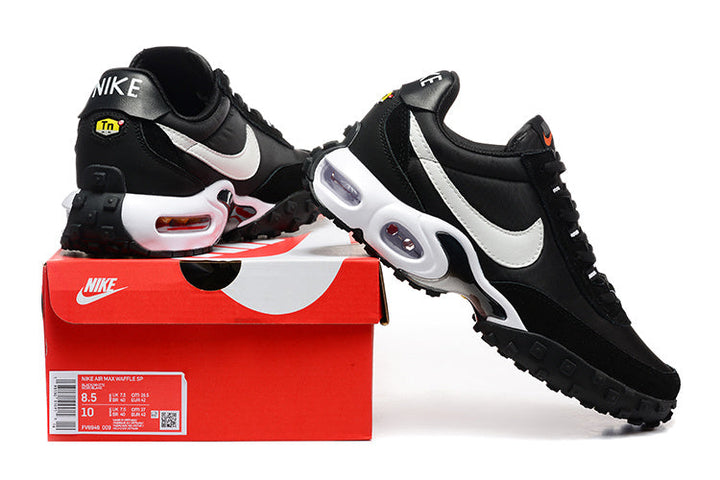 Nike Air Max Plus Utility Sneakers Black White