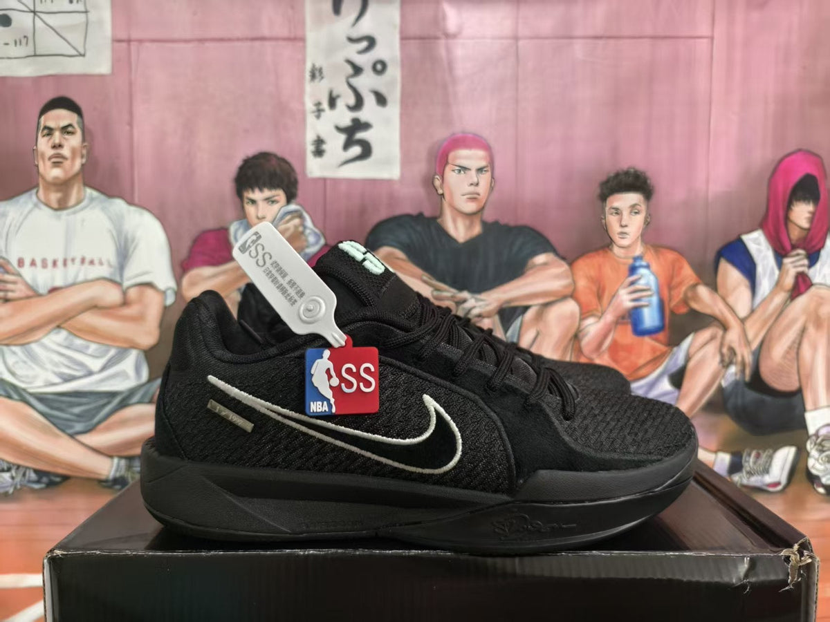 Nike Black Basketball Sneakers