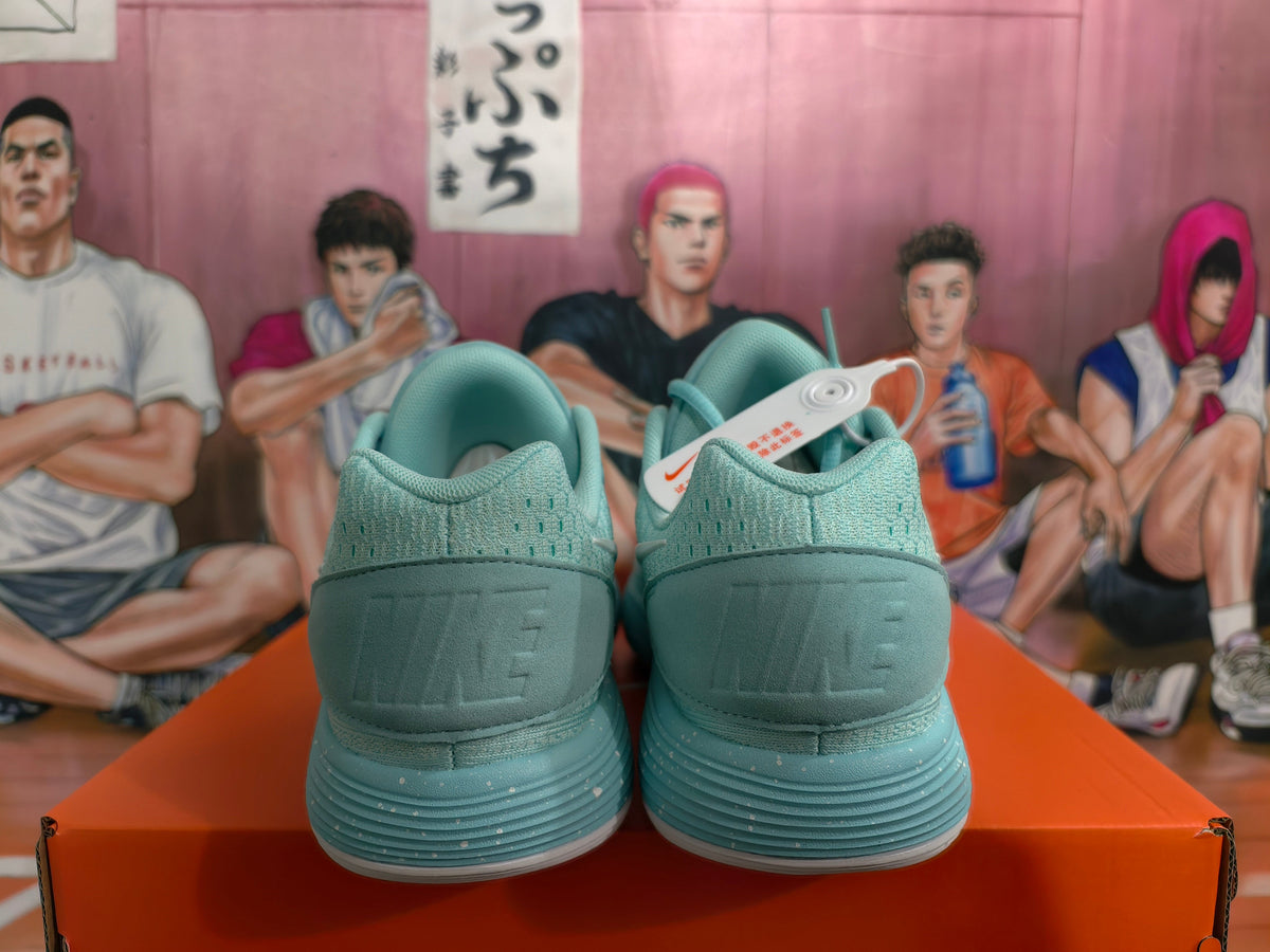 Nike Mint Green Sneakers