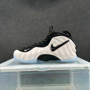 Nike Foamposite Sneakers White Black