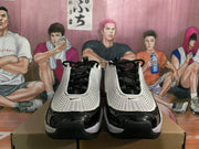 Nike Black and White Sneakers