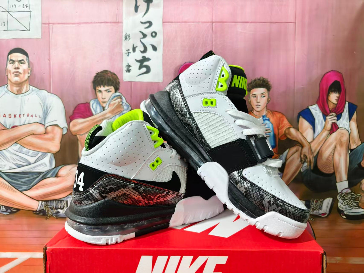 Nike Air More Uptempo White Black Green Sneakers