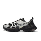 Nike Zoom Vomero 5 Black and Silver Sneakers