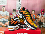 Nike Air Max Plus Sunset Sneakers in Yellow and Orange