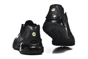 Nike Air Max Black Low-Top Sneakers