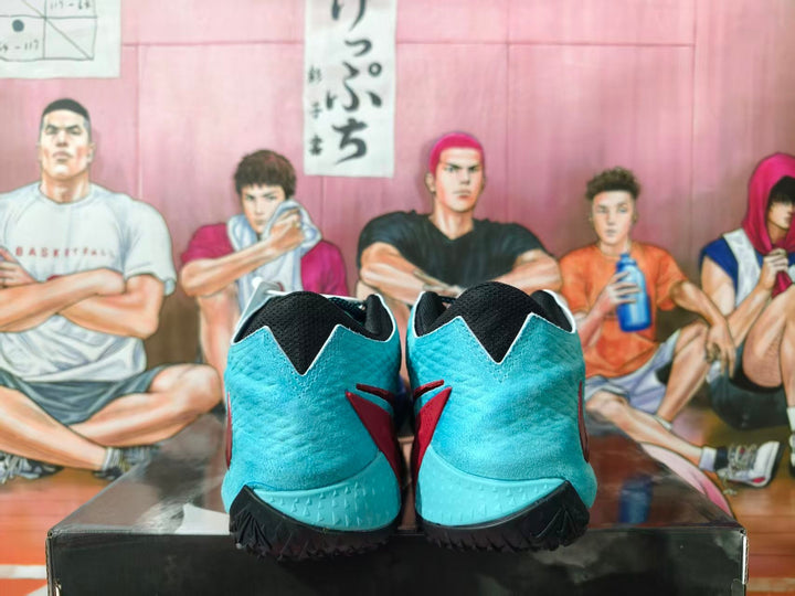 Nike LeBron Basketball Shoes in Teal and Blue