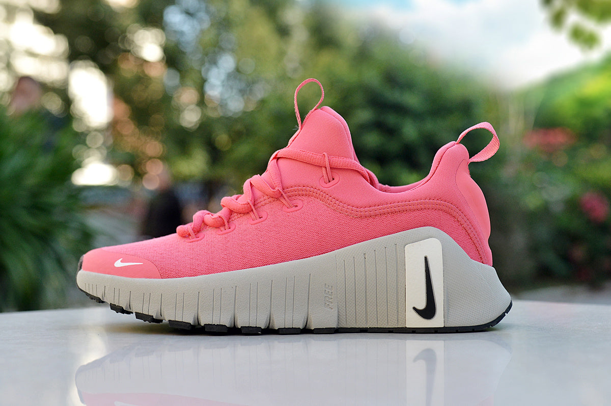Nike Pink Low-Top Sneakers with White Platform Sole