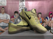 Nike Kobe Basketball Shoes Gold and Black