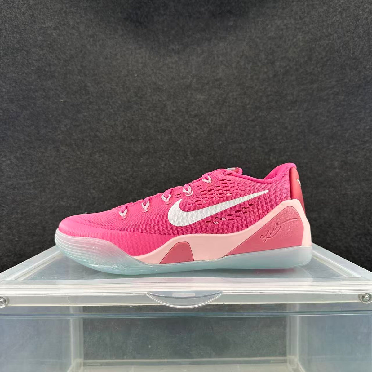 Nike Kobe Basketball Shoes Pink and White