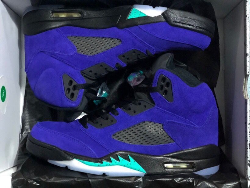 Jordan Air Jordan 5 Retro Purple Black Sneakers