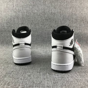 Jordan Air Jordan 1 High Black and White Sneakers 554724-113