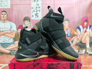 Nike Soldier Sneakers Black Gum